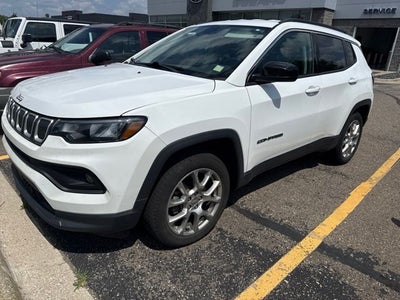 2022 Jeep Compass Latitude Lux