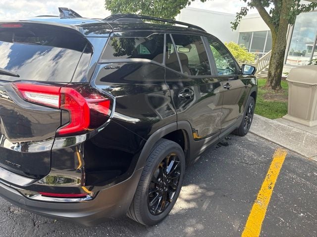 2024 GMC Terrain SLE Elevtion Edition