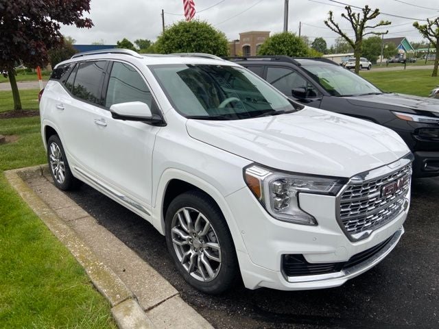 2023 GMC Terrain Denali