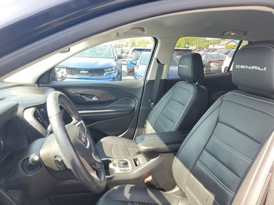 2022 GMC Terrain Denali