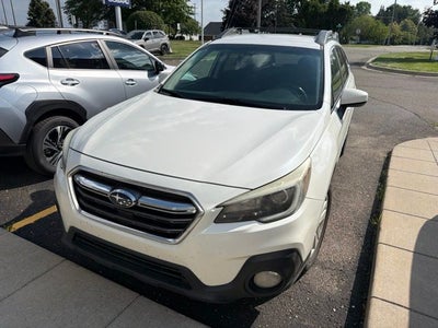 2018 Subaru Outback 2.5i Premium