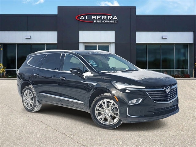 2022 Buick Enclave Essence