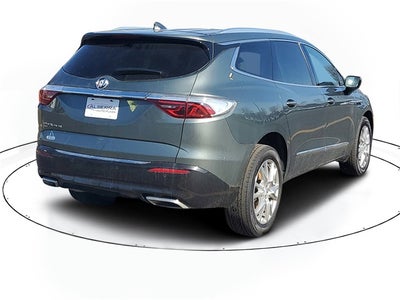 2022 Buick Enclave Essence
