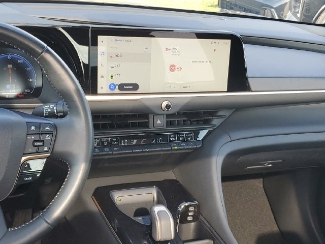 2024 Toyota Crown Limited