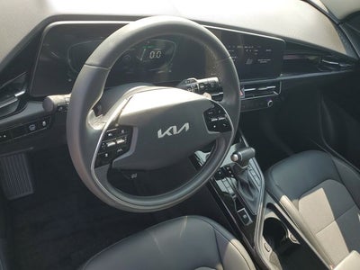 2024 Kia Niro EX