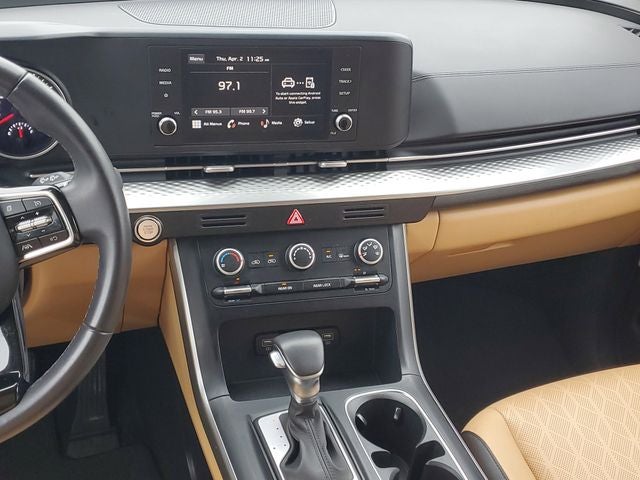 2024 Kia Carnival LX