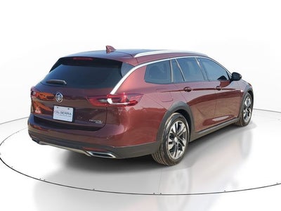 2019 Buick Regal TourX Essence