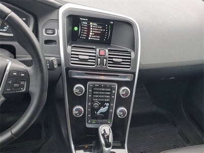 2016 Volvo XC60 T5 Premier