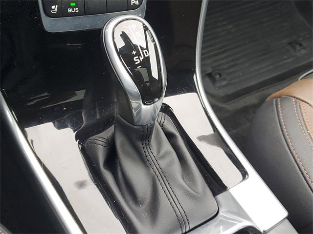 2016 Volvo XC60 T5 Premier