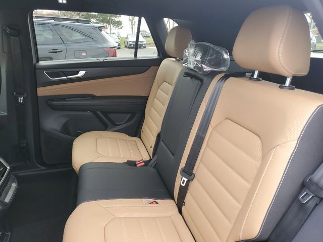 2026 Volkswagen Atlas Cross Sport 2.0T SEL R-Line Black