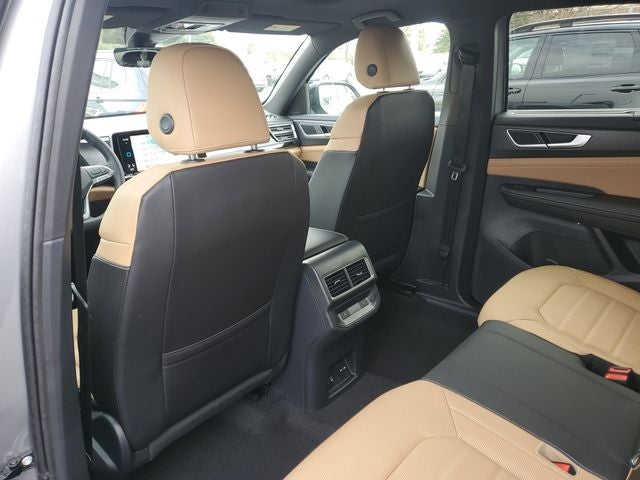 2026 Volkswagen Atlas Cross Sport 2.0T SEL R-Line Black