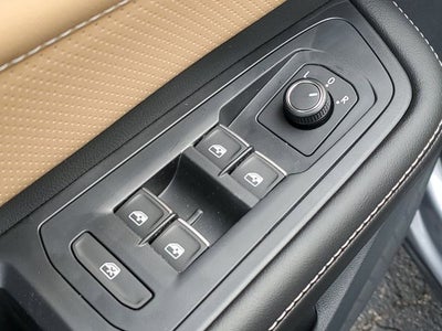 2026 Volkswagen Atlas Cross Sport 2.0T SEL R-Line Black