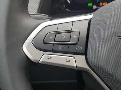 2026 Volkswagen Atlas Cross Sport 2.0T SEL R-Line Black