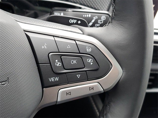 2026 Volkswagen Atlas Cross Sport 2.0T SEL R-Line Black