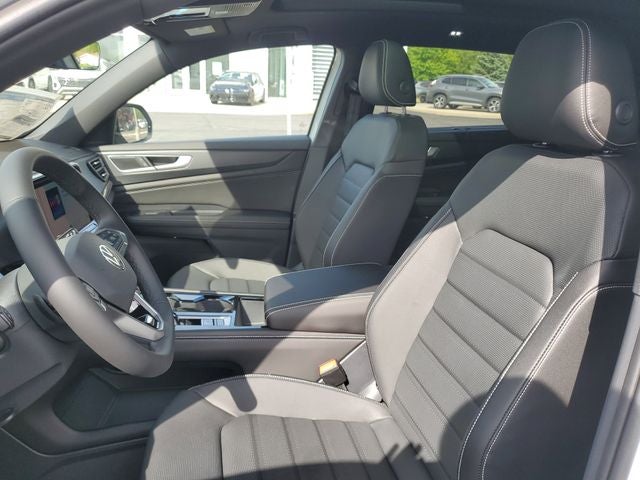2026 Volkswagen Atlas Cross Sport 2.0T SEL R-Line Black