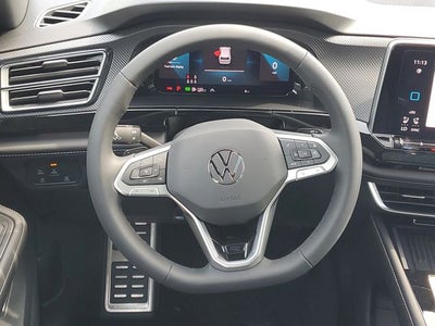 2026 Volkswagen Atlas Cross Sport SEL R-Line Black