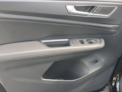 2026 Volkswagen Atlas Cross Sport SEL R-Line Black