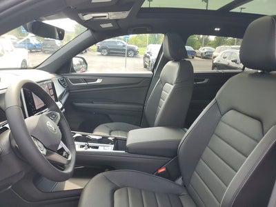2026 Volkswagen Atlas Cross Sport SEL R-Line Black
