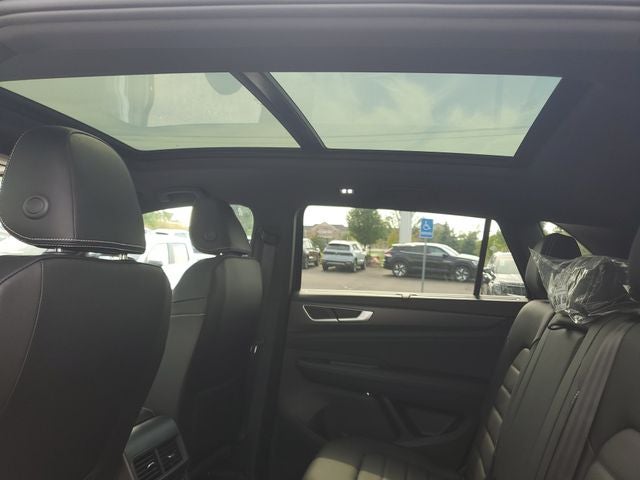 2026 Volkswagen Atlas Cross Sport SEL R-Line Black