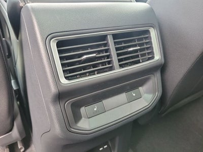 2026 Volkswagen Atlas Cross Sport SEL Premium R-Line
