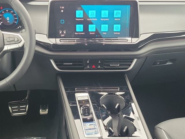 2026 Volkswagen Atlas Cross Sport SEL Premium R-Line