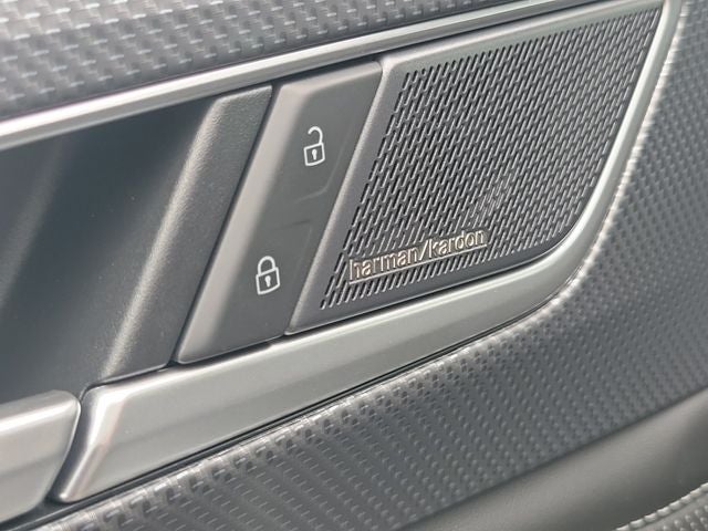 2026 Volkswagen Atlas Cross Sport SEL Premium R-Line