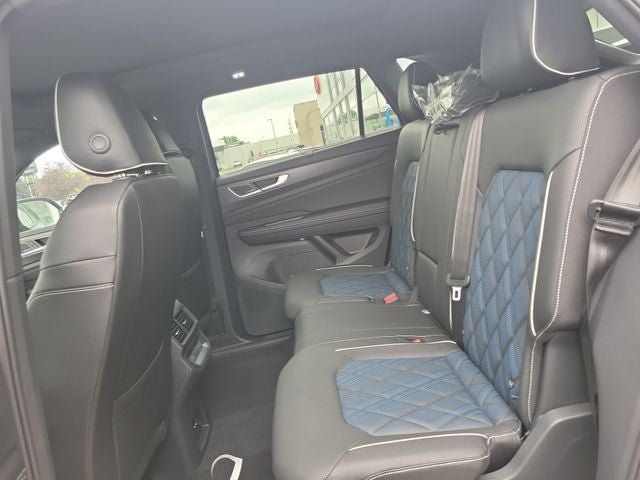 2026 Volkswagen Atlas Cross Sport SEL Premium R-Line