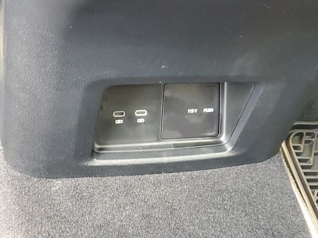 2026 Volkswagen Atlas Cross Sport SE w/Technology