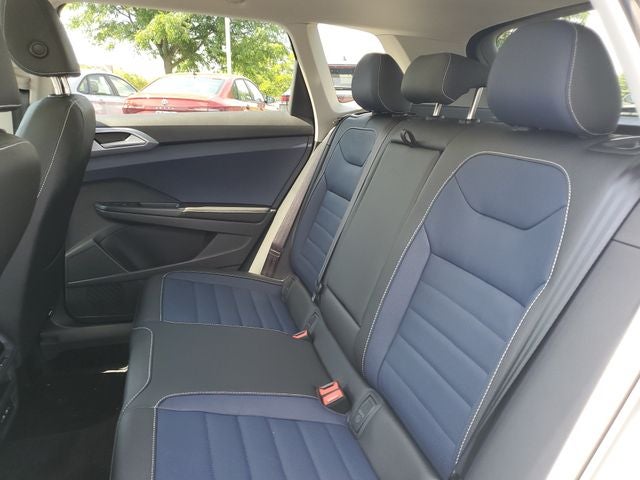 2026 Volkswagen Taos 1.5T SEL