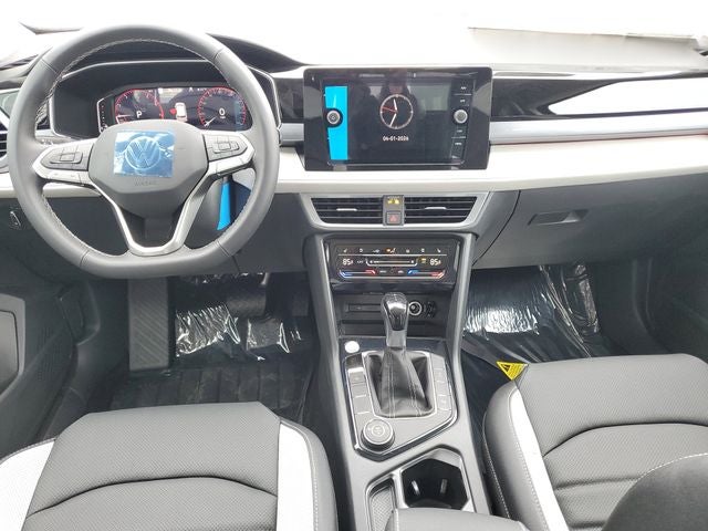 2026 Volkswagen Taos 1.5T SEL