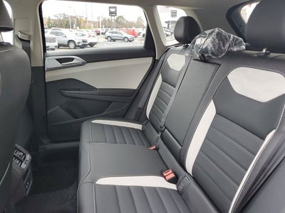 2026 Volkswagen Taos 1.5T SEL