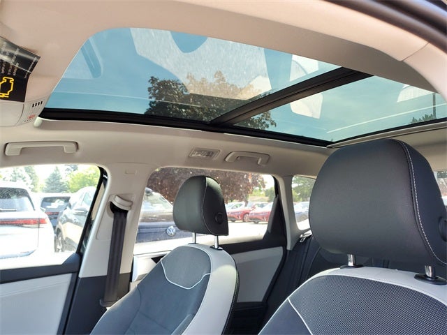 2025 Volkswagen Taos 1.5T SE