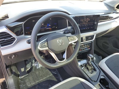 2025 Volkswagen Taos 1.5T SE