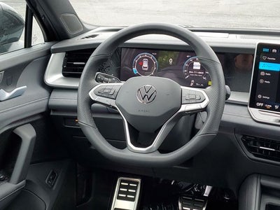 2026 Volkswagen Tiguan 2.0T SE R-Line Black