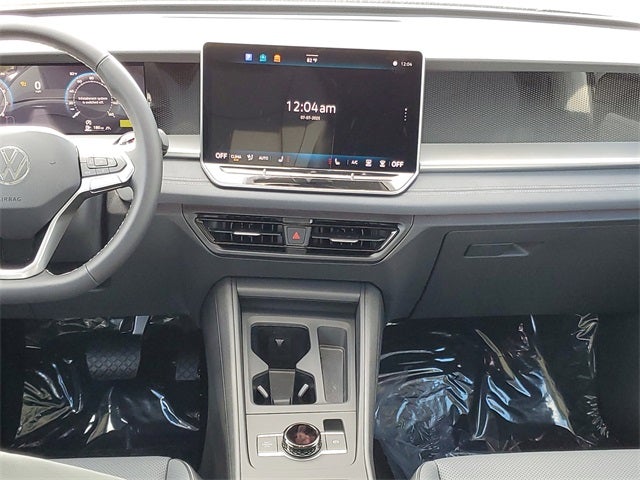 2025 Volkswagen Tiguan 2.0T SE