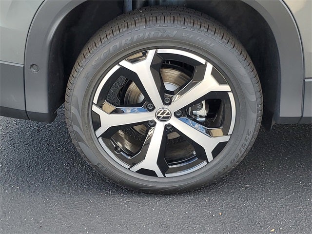 2025 Volkswagen Tiguan 2.0T SE