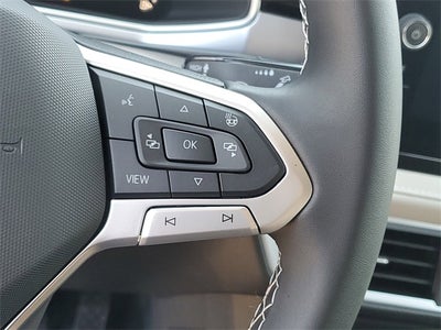 2025 Volkswagen Taos 1.5T SE