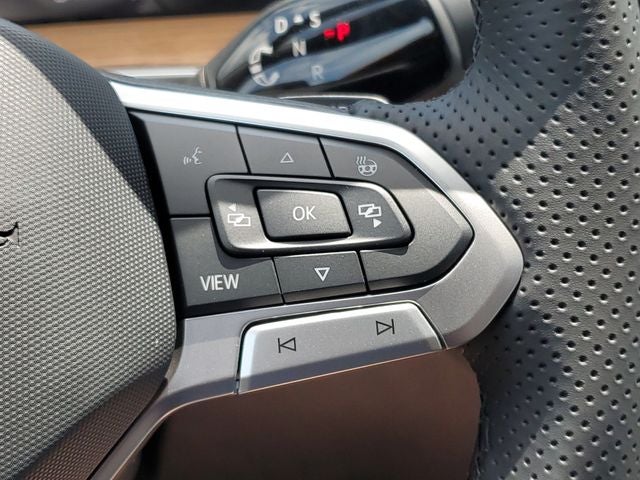 2026 Volkswagen Tiguan 2.0T SEL R-Line Turbo