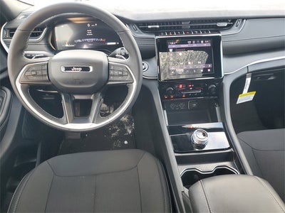 2025 Jeep Grand Cherokee Laredo X