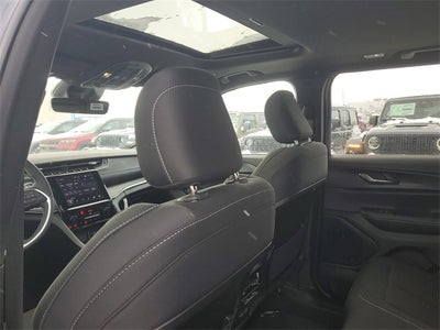 2025 Jeep Grand Cherokee Laredo X