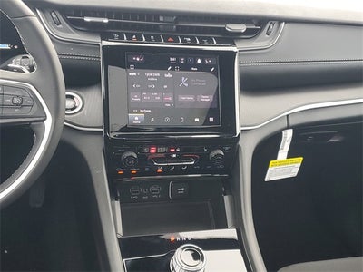 2025 Jeep Grand Cherokee Laredo X