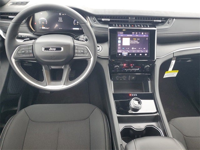 2025 Jeep Grand Cherokee Laredo X