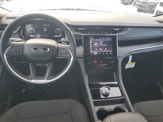 2025 Jeep Grand Cherokee Laredo X