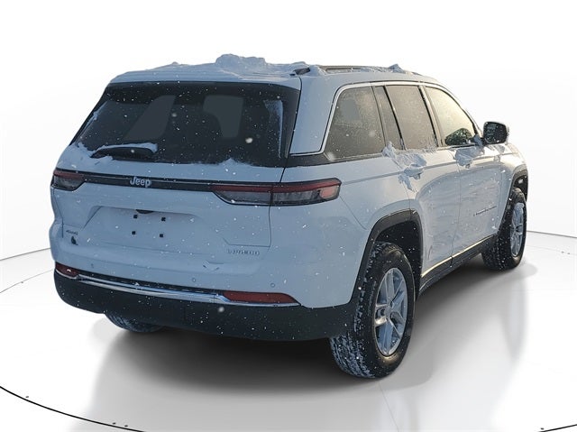2025 Jeep Grand Cherokee Laredo X