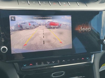 2026 Jeep Grand Cherokee Laredo