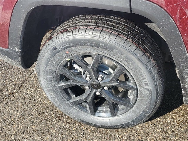 2026 Jeep Grand Cherokee Laredo