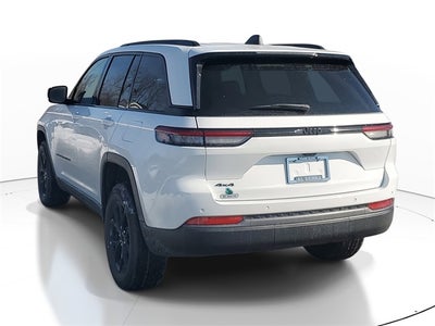 2026 Jeep Grand Cherokee Laredo