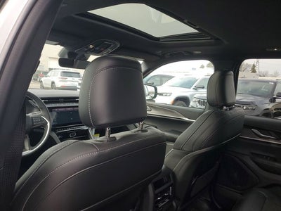 2026 Jeep Grand Cherokee Laredo