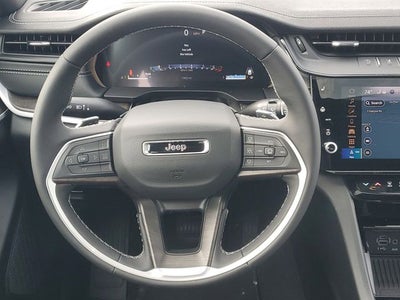 2026 Jeep Grand Cherokee Laredo