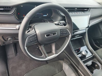 2026 Jeep Grand Cherokee Laredo